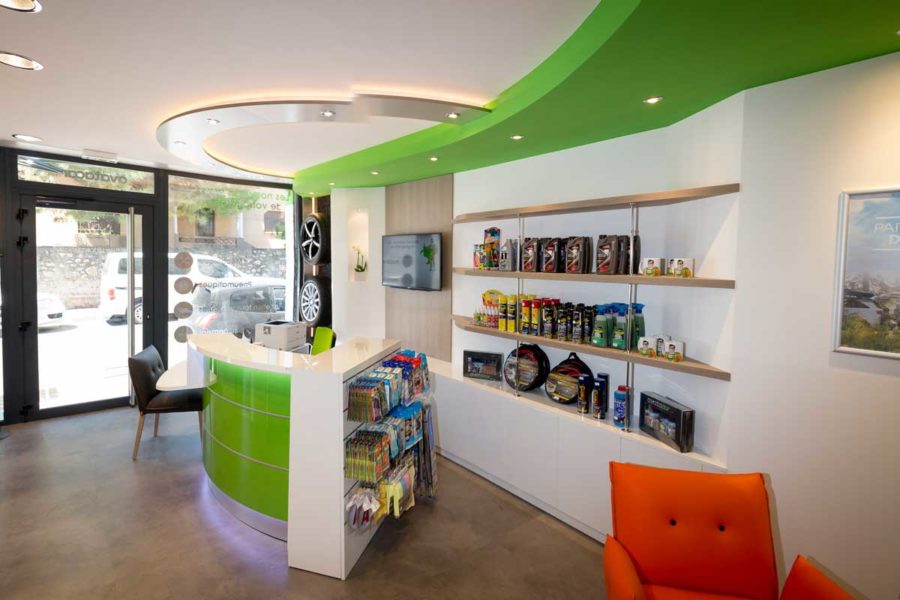 Boutique garage Avatacar Les Sablons (06)